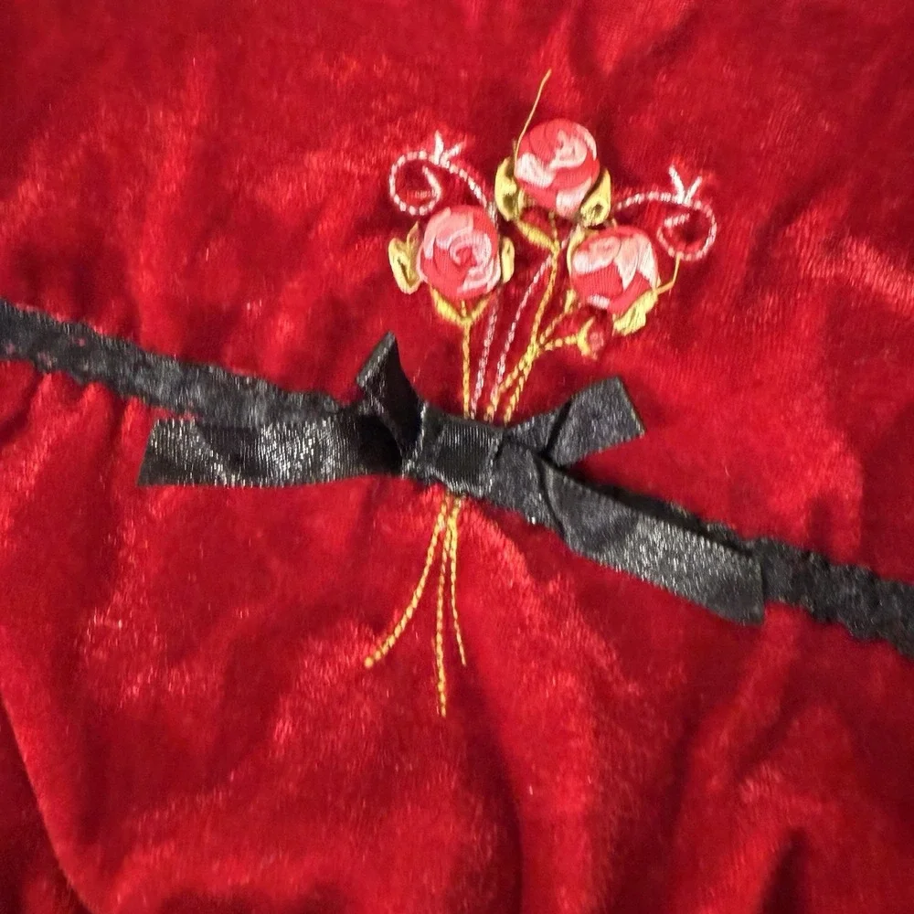 Vintage Velvet Outfit Size 3T Red Top Black Pants Ribbon‎ Rose Trim Simply Basic